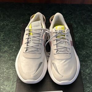 Sorel Women's Sneakers - White and Pink